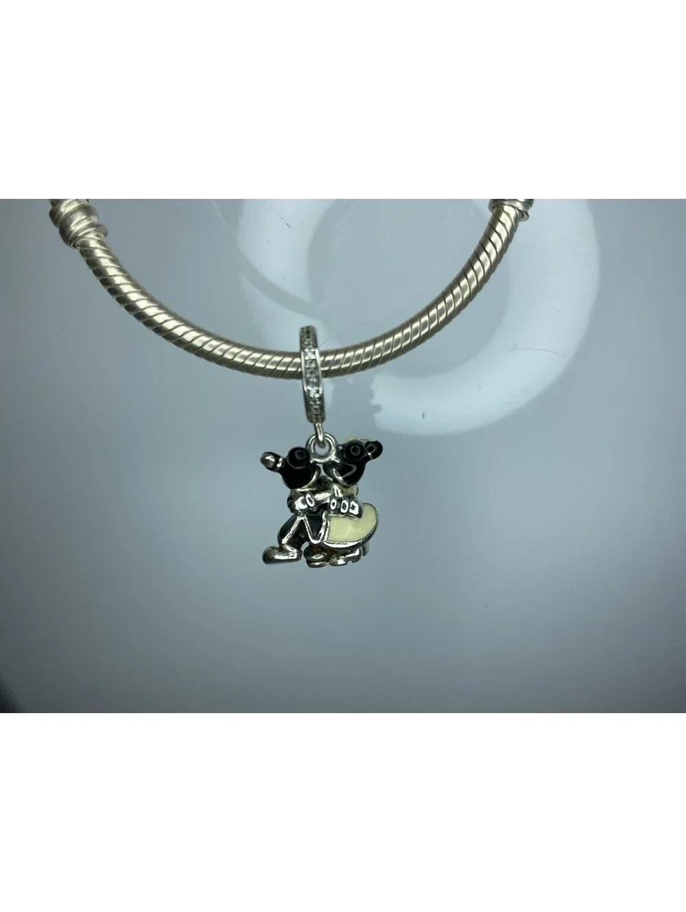 Pandora Disney Parks Mickey And Minnie Dancing Couple Dangle Charm Limited Editi